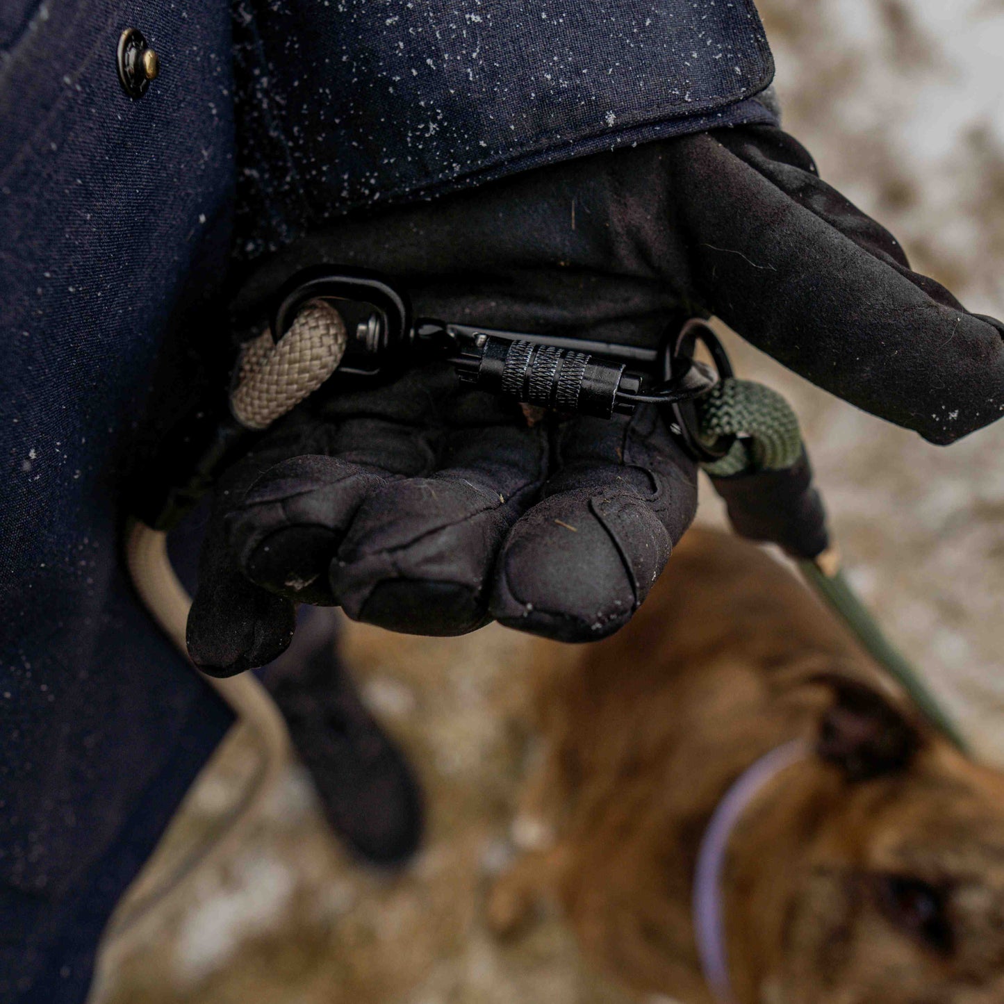 The NT Extension Leash features a carabiner on one end and an O-ring on the other (optional without O-ring), made from genuine UIAA certified climbing rope, handmade in Ontario, Canada, with a tangle-free auto-locking carabiner weighing 27g.