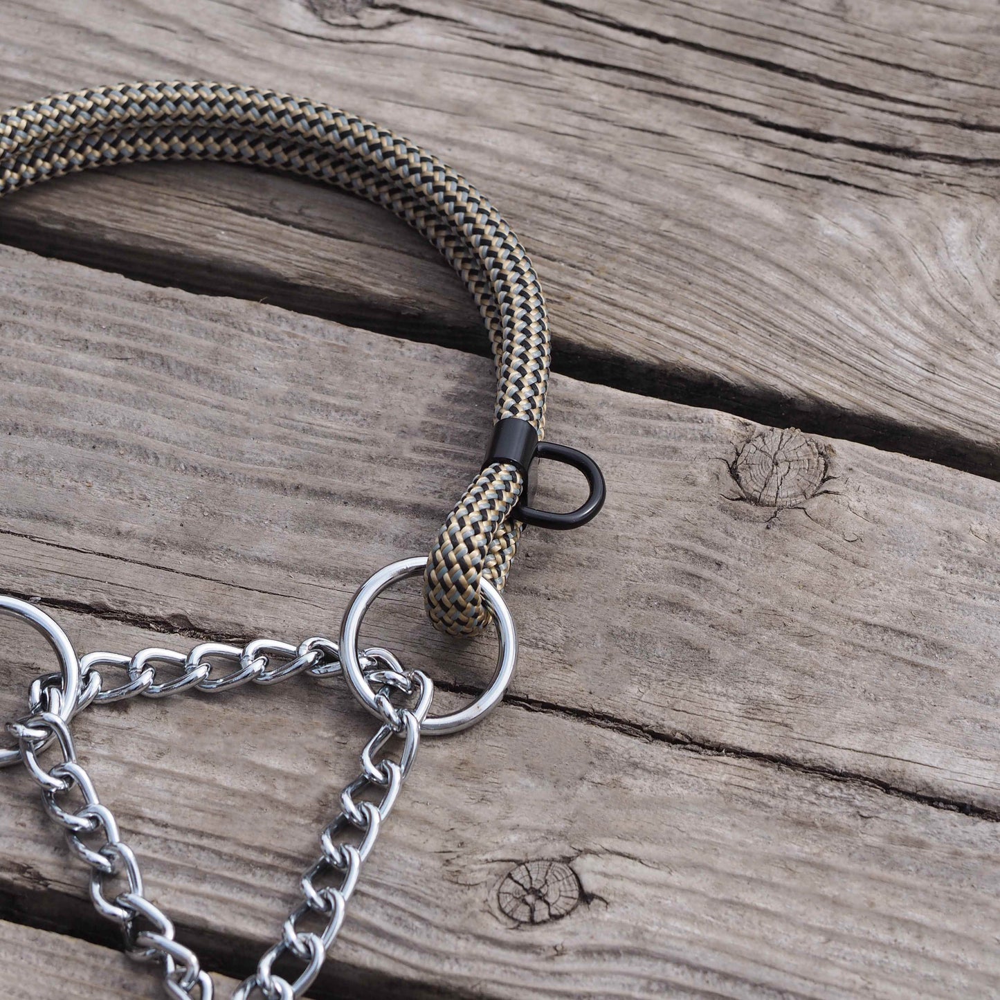The NT Martingale Collar